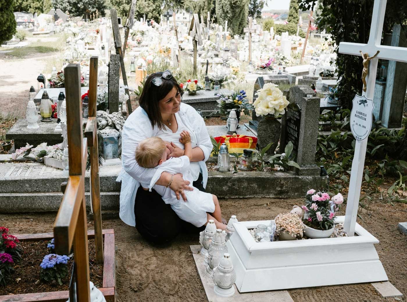 karmienie piersią w miejscu publicznym grupowa sesja Pani Woźna Poznań