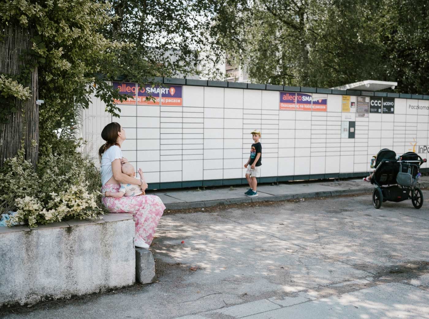 karmienie piersią w miejscu publicznym grupowa sesja Pani Woźna Poznań