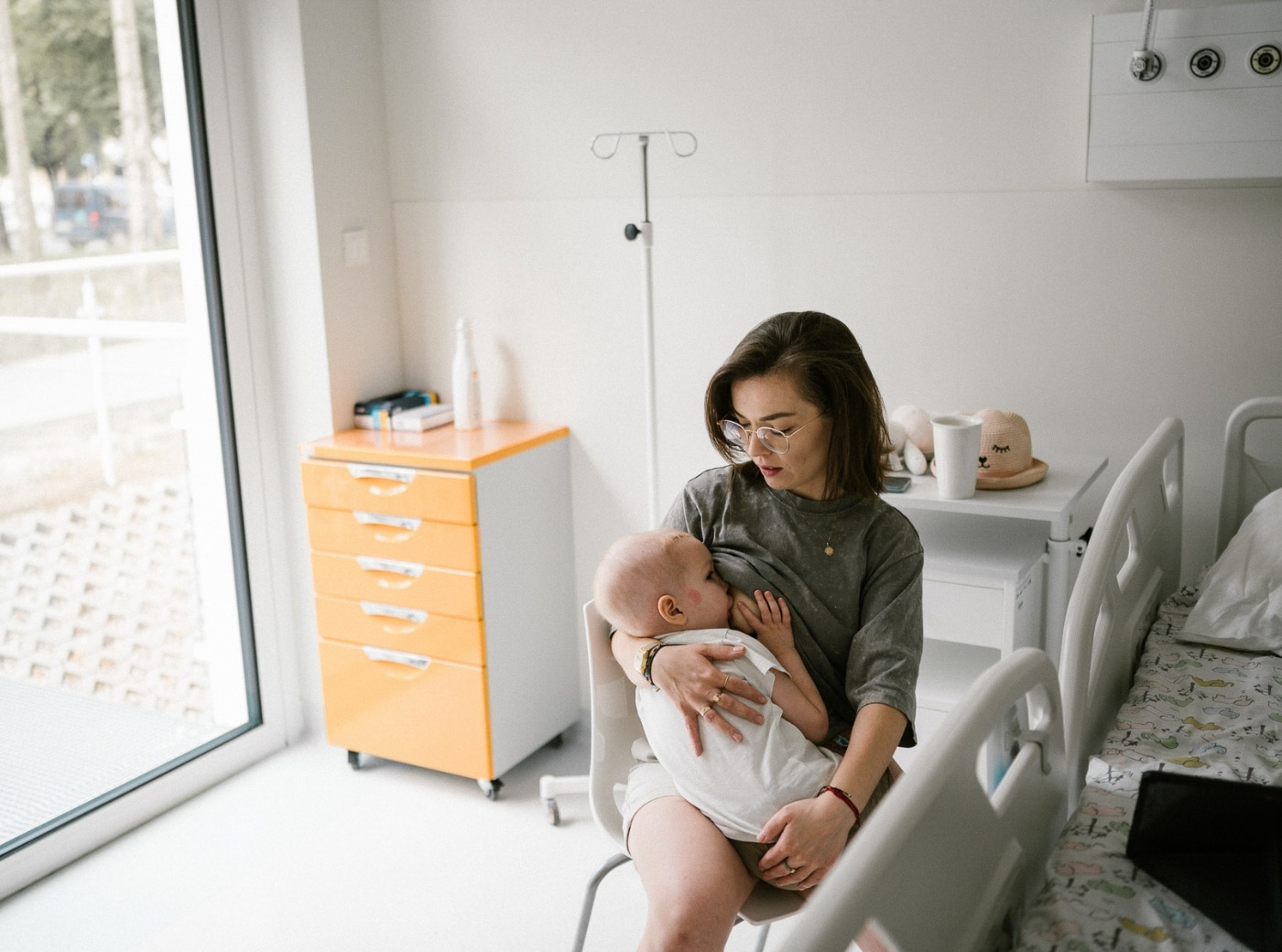 karmienie piersią w miejscu publicznym grupowa sesja Pani Woźna Poznań