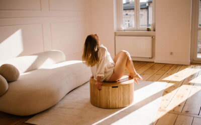 Kobieca sesja sensualna w studiu Poznań