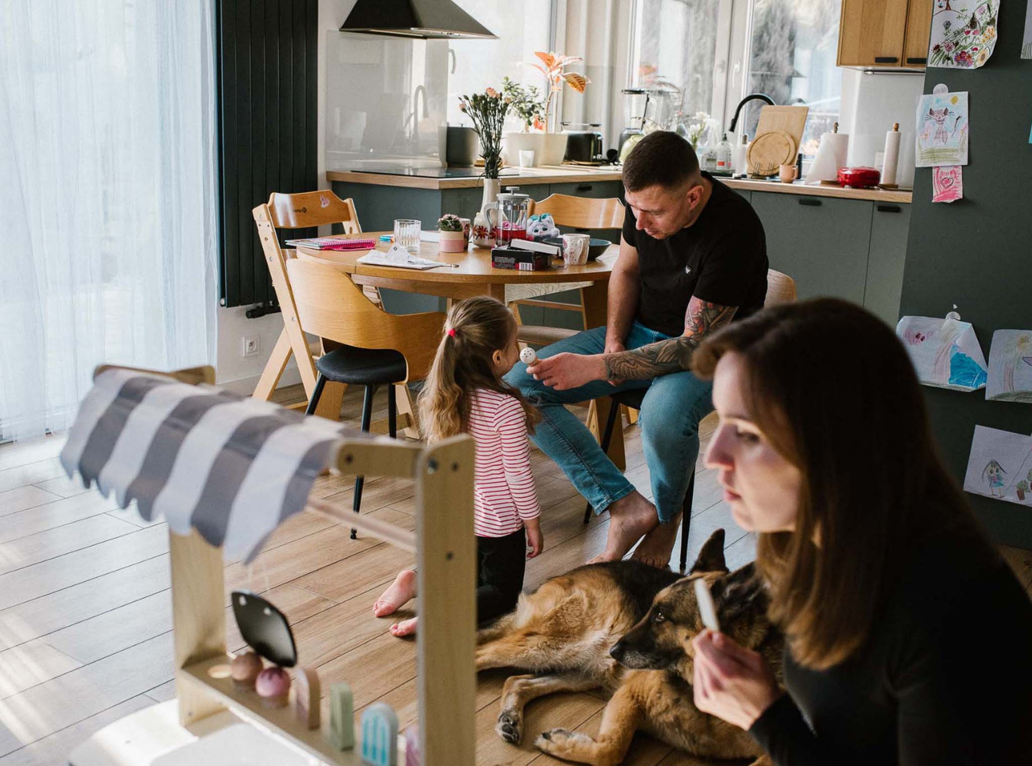 reportaż codzienności sesja rodzinna w domu Poznań