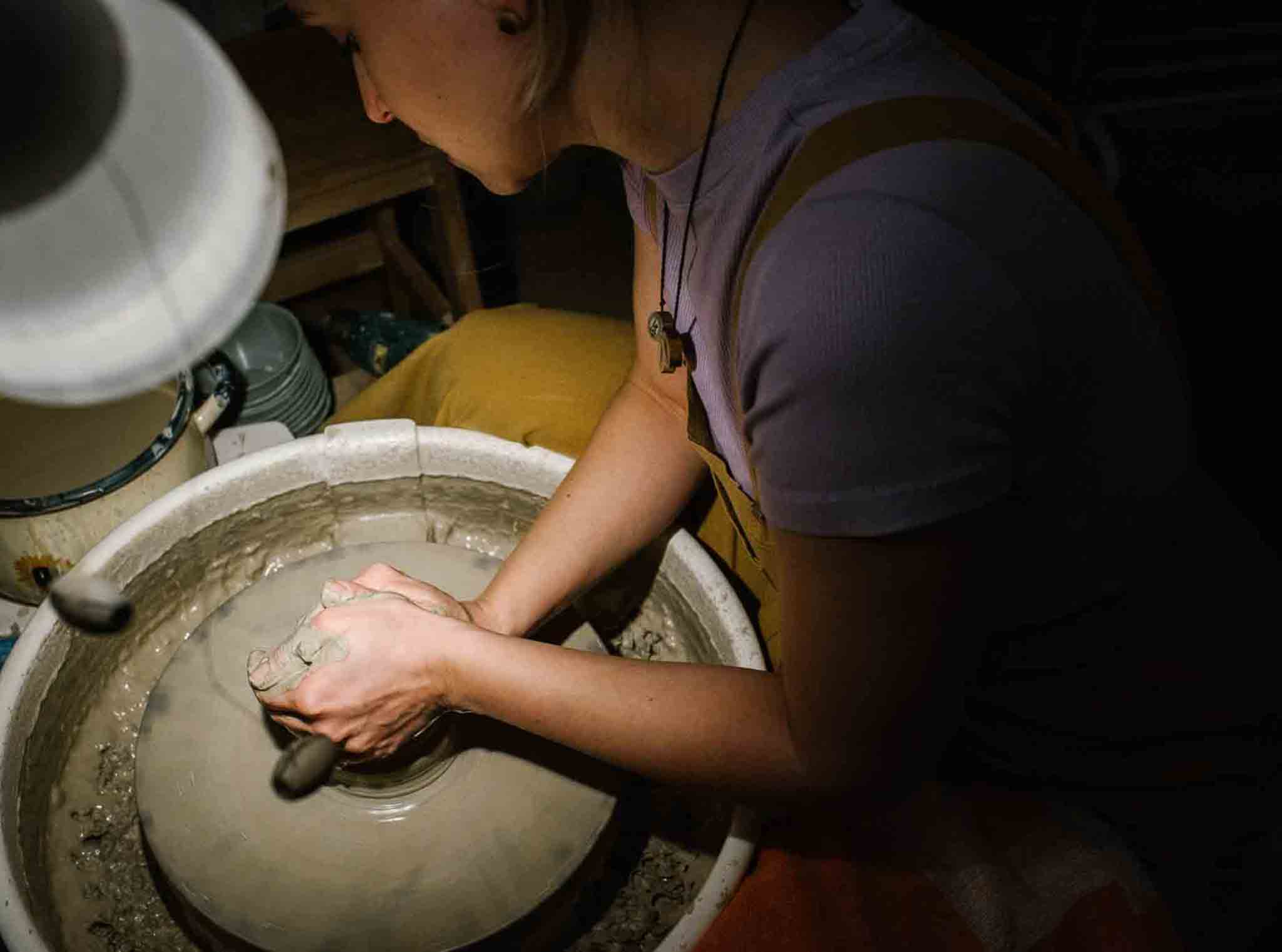 pracownia ceramiczna ceramika garncarstwo wywiad rozmowa Pani Woźna 2026 Poznań